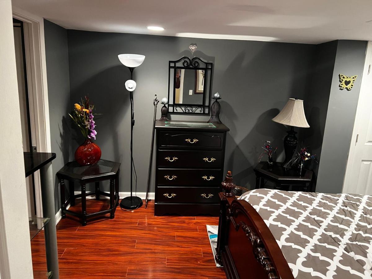 Quiet And Spacious Room1 Bolingbrook Buitenkant foto